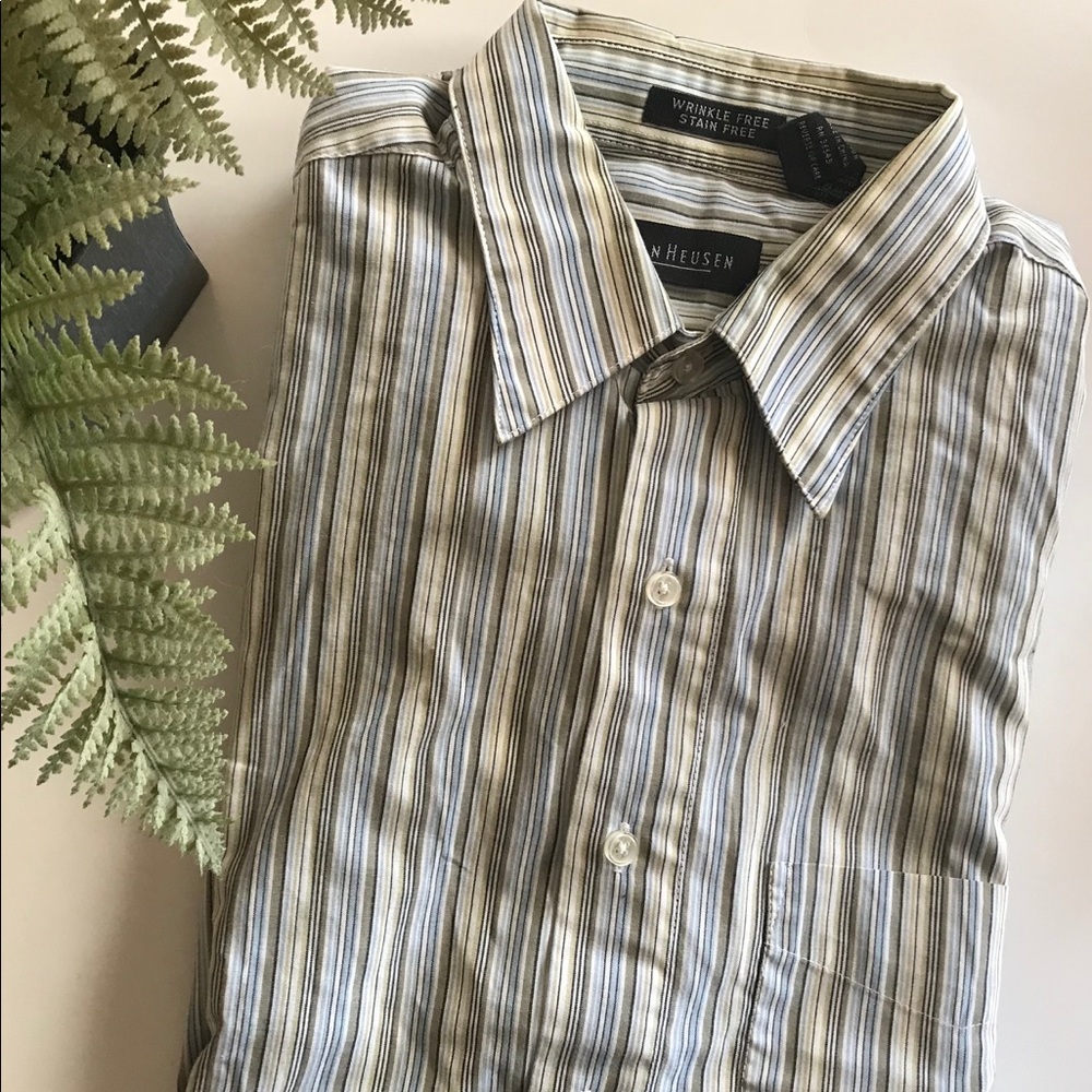 Van Heusen Button Down Shirt - Med